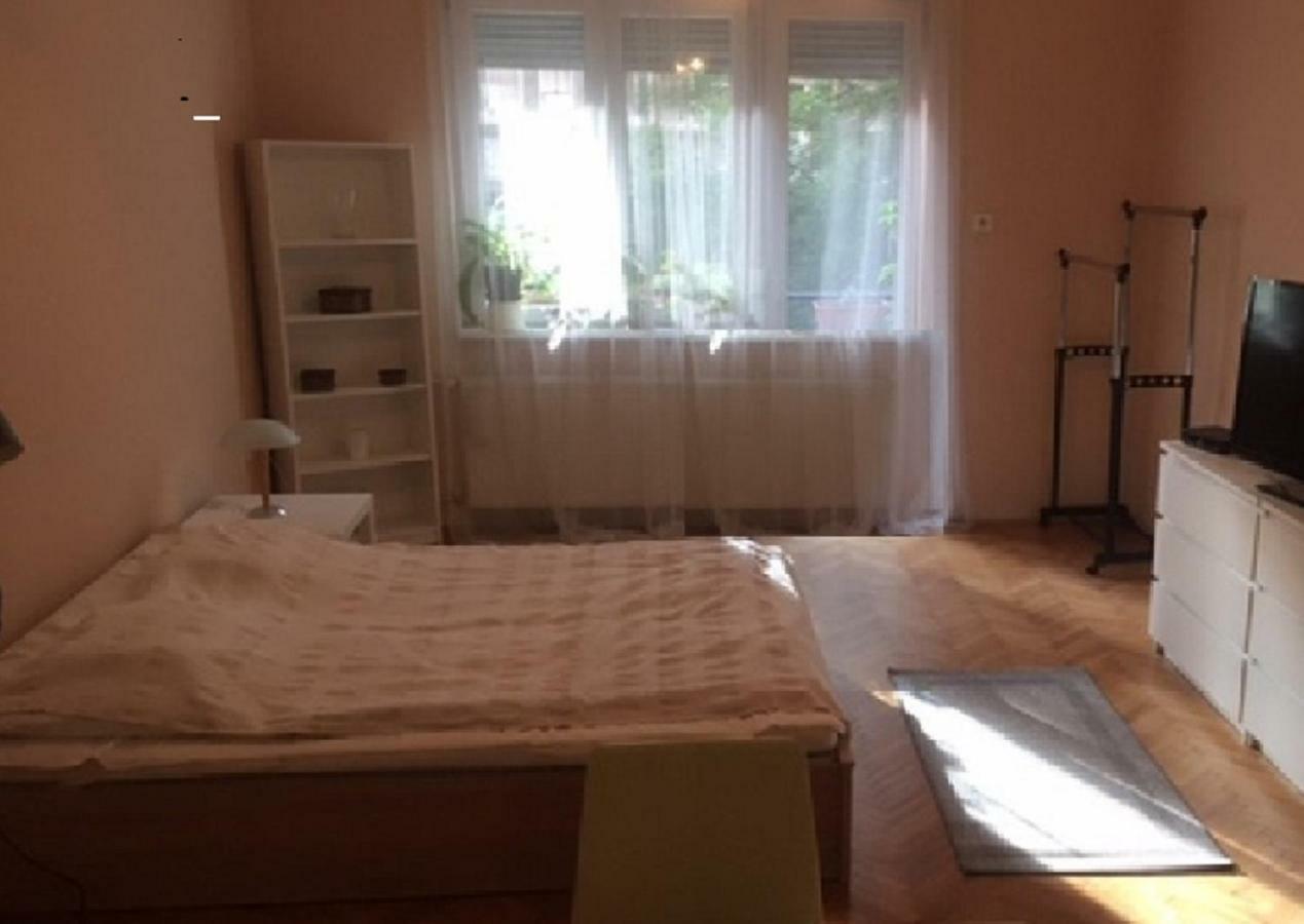 Jolie Apartman Apartment Budapest Luaran gambar
